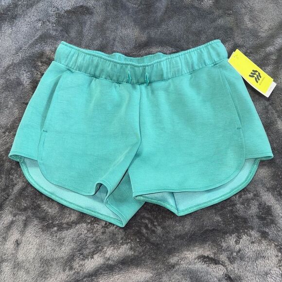 Nwt all in motion size 10/12 green airy shorts - Picture 1 of 4